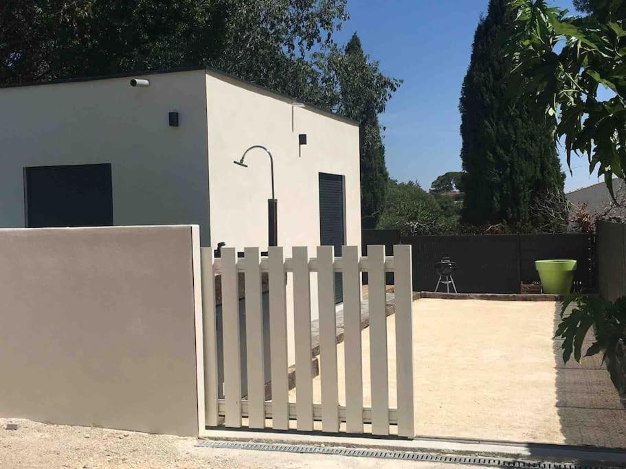 Lou Mazet Villa Uchaud Екстериор снимка